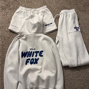 White fox boutique 3 piece set medium